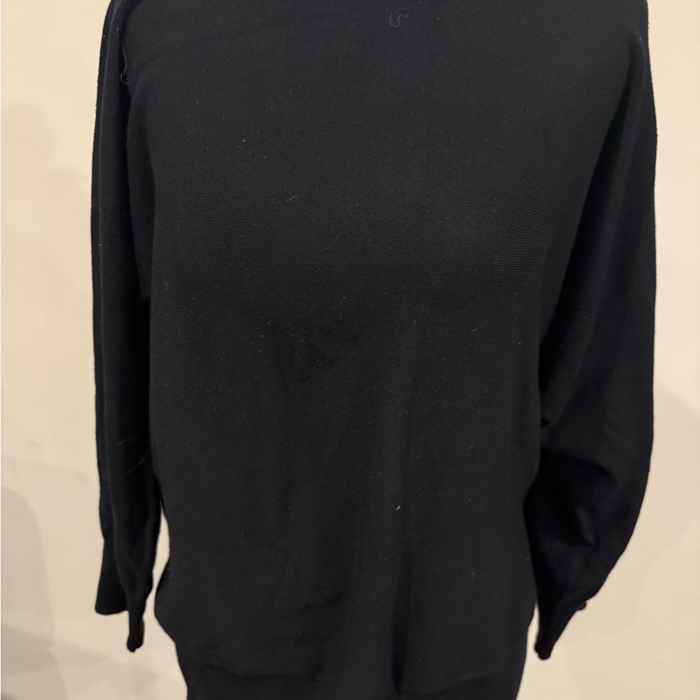 Classic Black Crew Neck Sweater with Gold Zipper down the back JOSEPH A Size XL